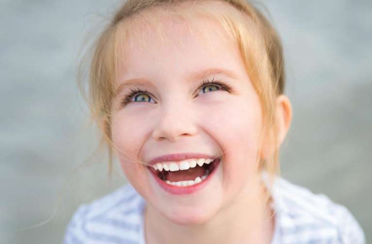 young girl smiling in Lincoln ne