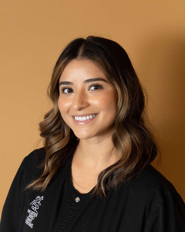 Assistant at family dentist office in Lincoln, NE