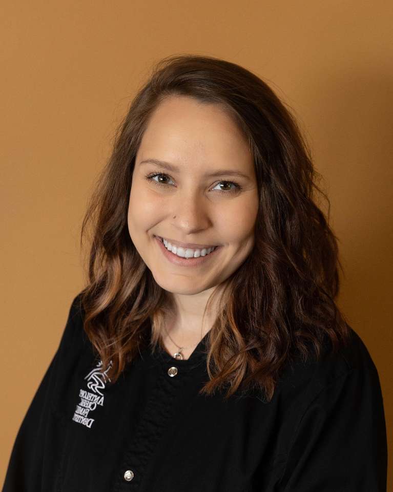 Dental Assistant Madi